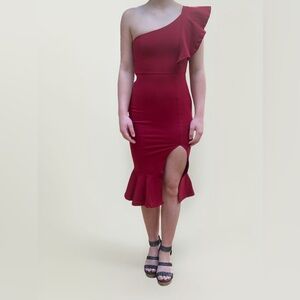 SHEIN One Shoulder Burgundy Dress Size Small.  CSW88.